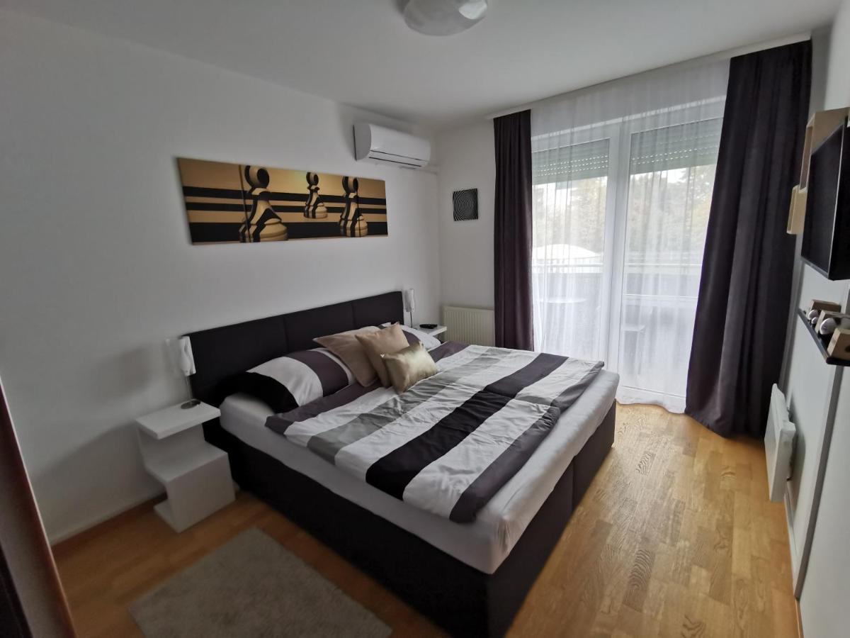 Freedom Apartman Hajdúszoboszló Extérieur photo
